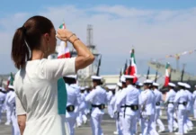 Sheinbaum reivindica labor humanitaria de la Armada durante ceremonia por sus 205 años Sheinbaum