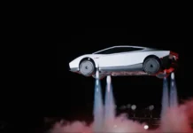 Tesla presenta su primer auto volador: el nuevo Roadster de Elon Musk despega, gira en el aire y acelera en menos de un segundo Tesla